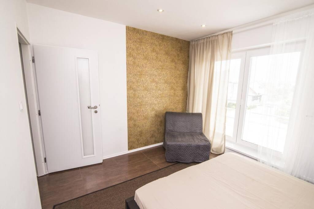 Apartment Unimix Liptovský Mikuláš Extérieur photo